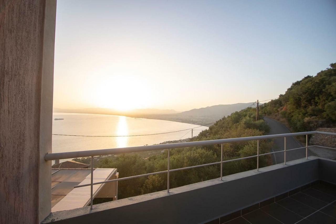 فيلا Messinian Sunset كالاماتا المظهر الخارجي الصورة